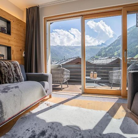 Moderne Wohnung Mit Ausblick Und Viel Sonne زيرمات المظهر الخارجي الصورة