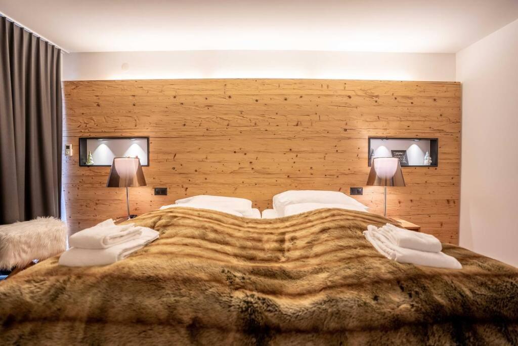Moderne Wohnung Mit Ausblick Und Viel Sonne زيرمات المظهر الخارجي الصورة